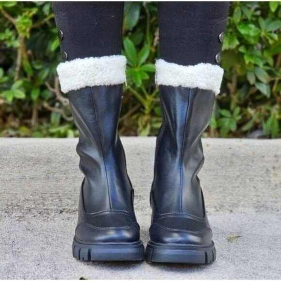 Women's Sherpa Faux Fur Ankle Boot Black Color - Picture 5 of 6